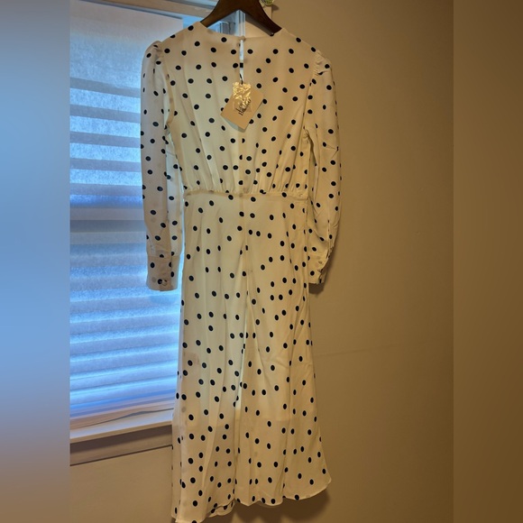 Beautiful Polka dots dress! - Picture 2 of 6